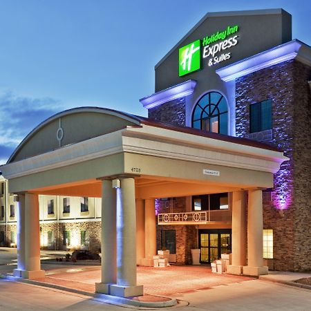 Holiday Inn Express & Suites Clovis By Ihg Exterior foto