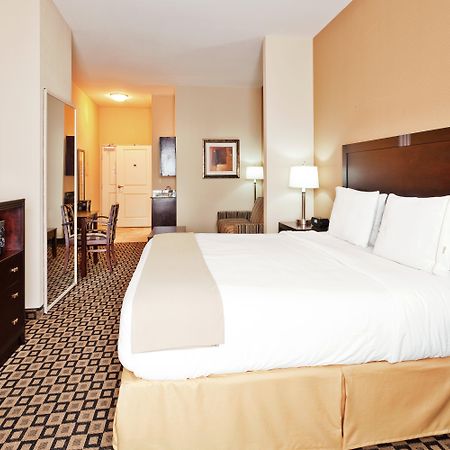 Holiday Inn Express & Suites Clovis By Ihg Exterior foto