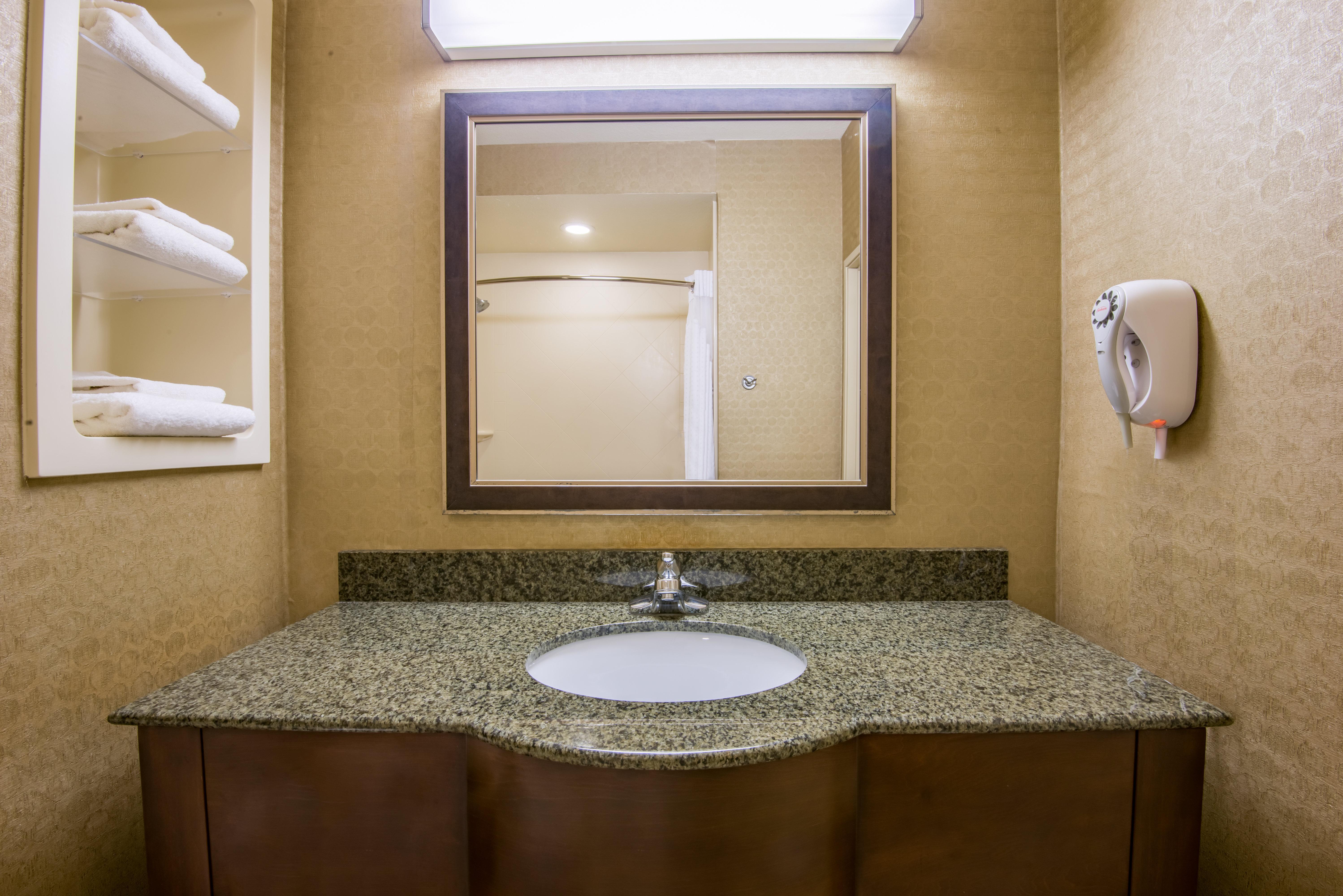 Holiday Inn Express & Suites Clovis By Ihg Exterior foto