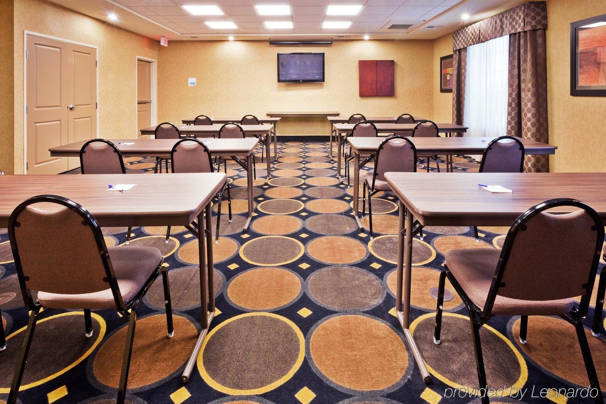Holiday Inn Express & Suites Clovis By Ihg Facilități foto